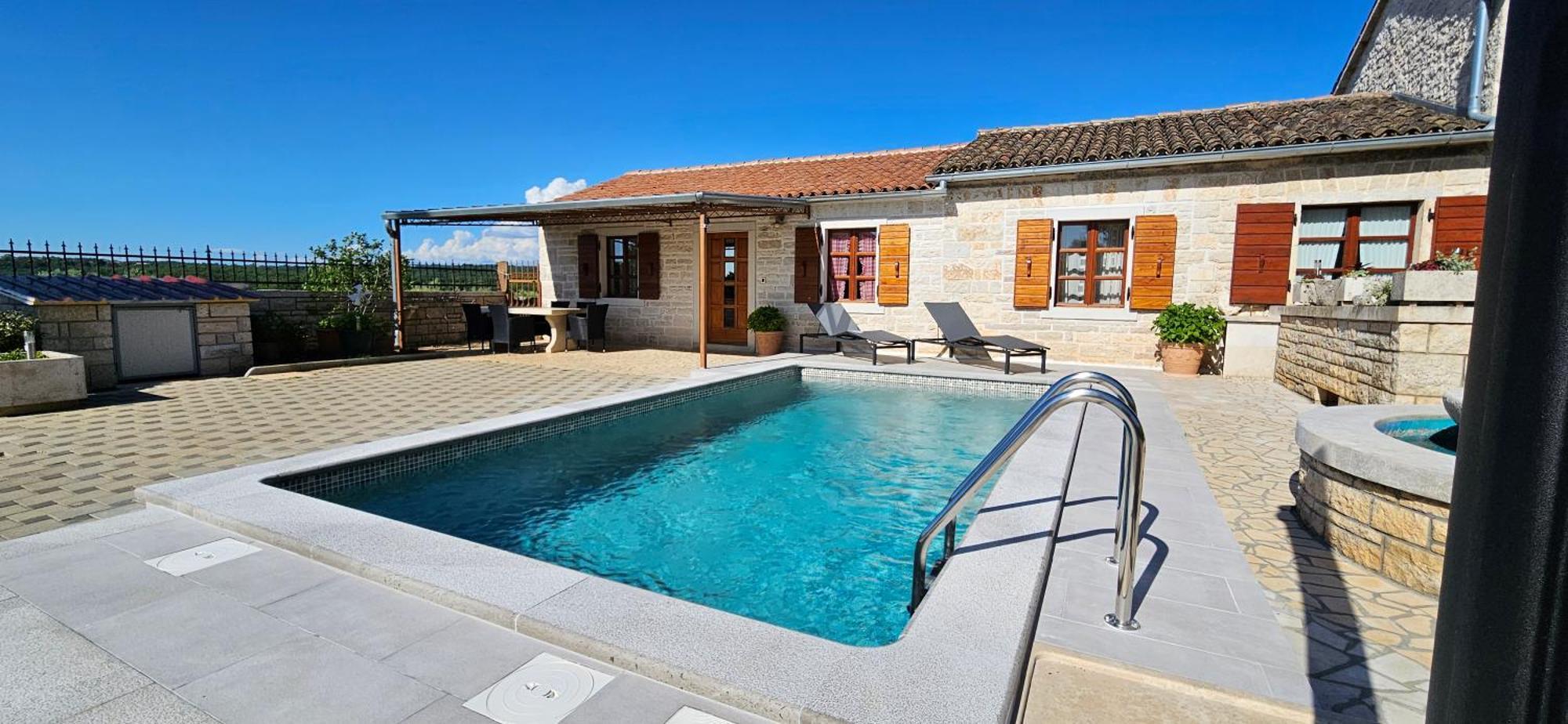Sveti Lovreč Pazenatički Apartments Vesna With Pool - New! חדר תמונה