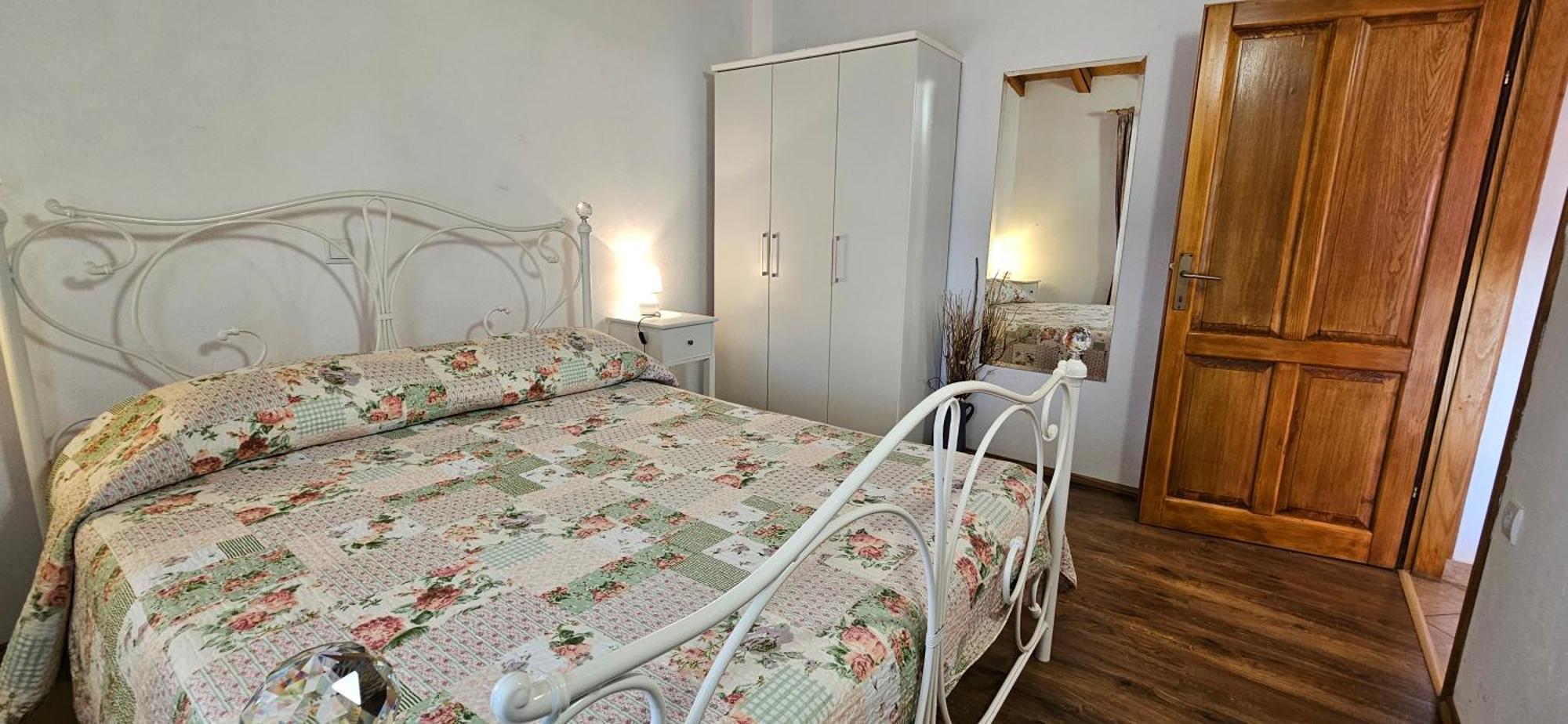 Sveti Lovreč Pazenatički Apartments Vesna With Pool - New! חדר תמונה