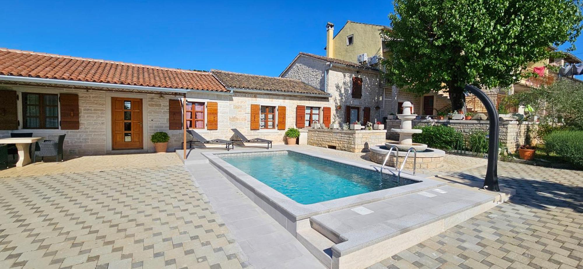 Sveti Lovreč Pazenatički Apartments Vesna With Pool - New! מראה חיצוני תמונה