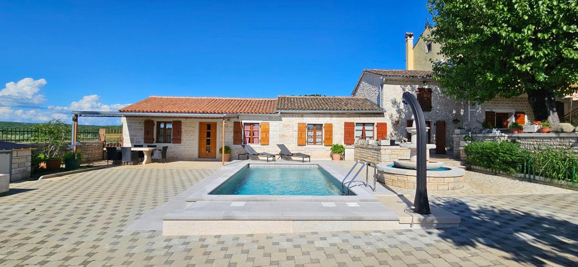 Sveti Lovreč Pazenatički Apartments Vesna With Pool - New! מראה חיצוני תמונה